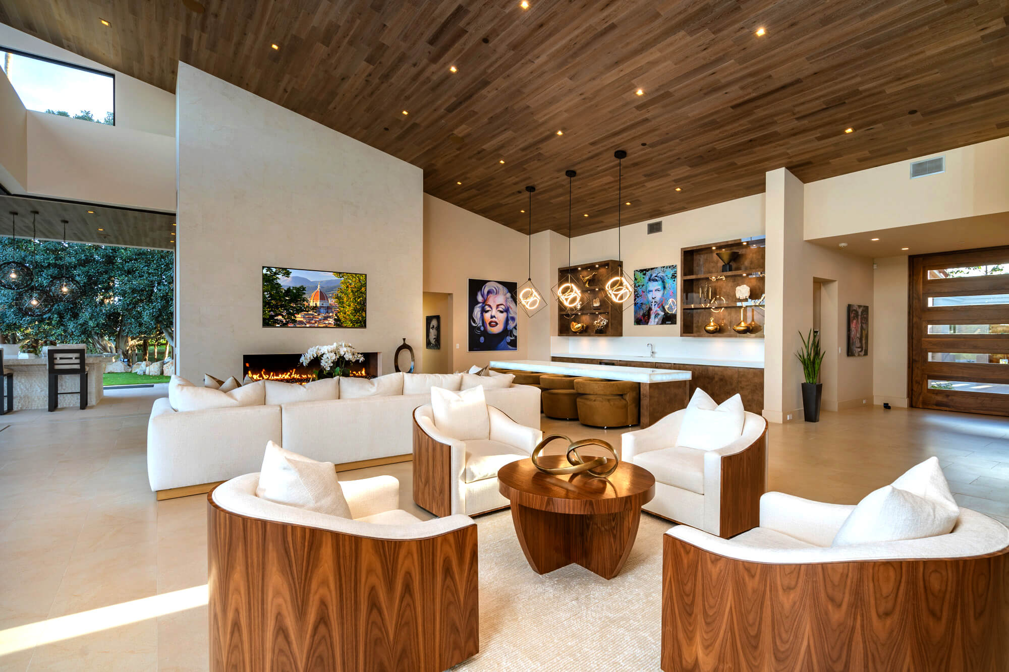 La Crescenta Residence - Kreiss Furniture