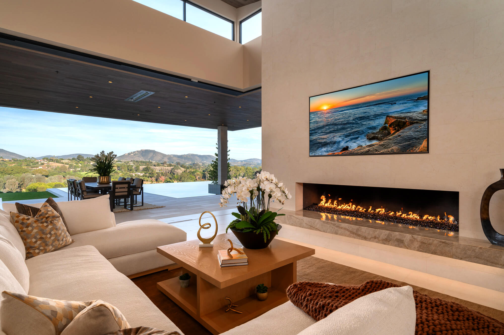 La Crescenta Residence - Kreiss Furniture