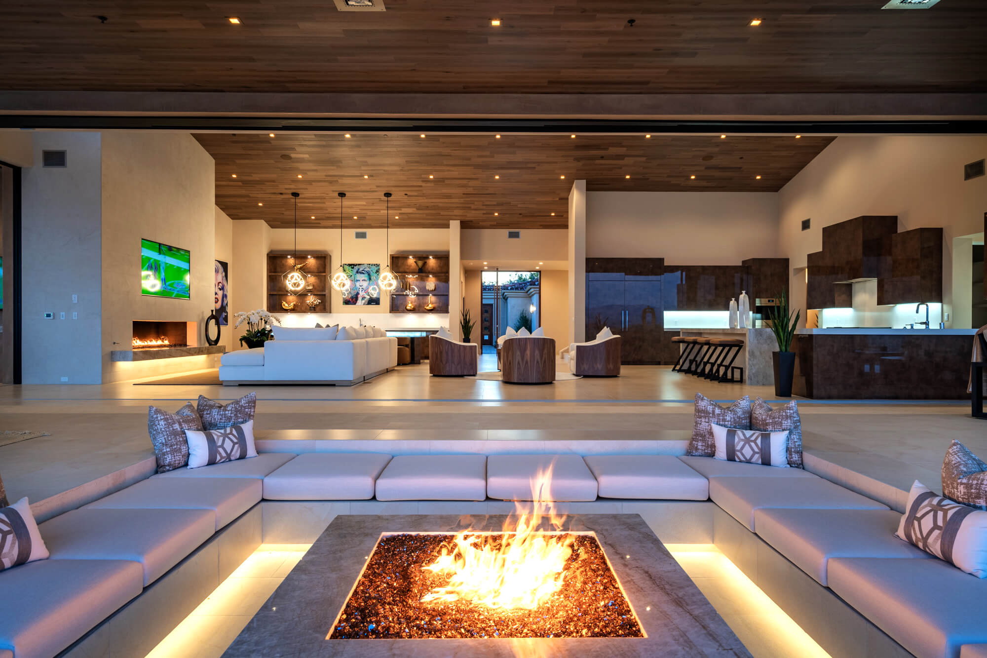 La Crescenta Residence - Kreiss Furniture