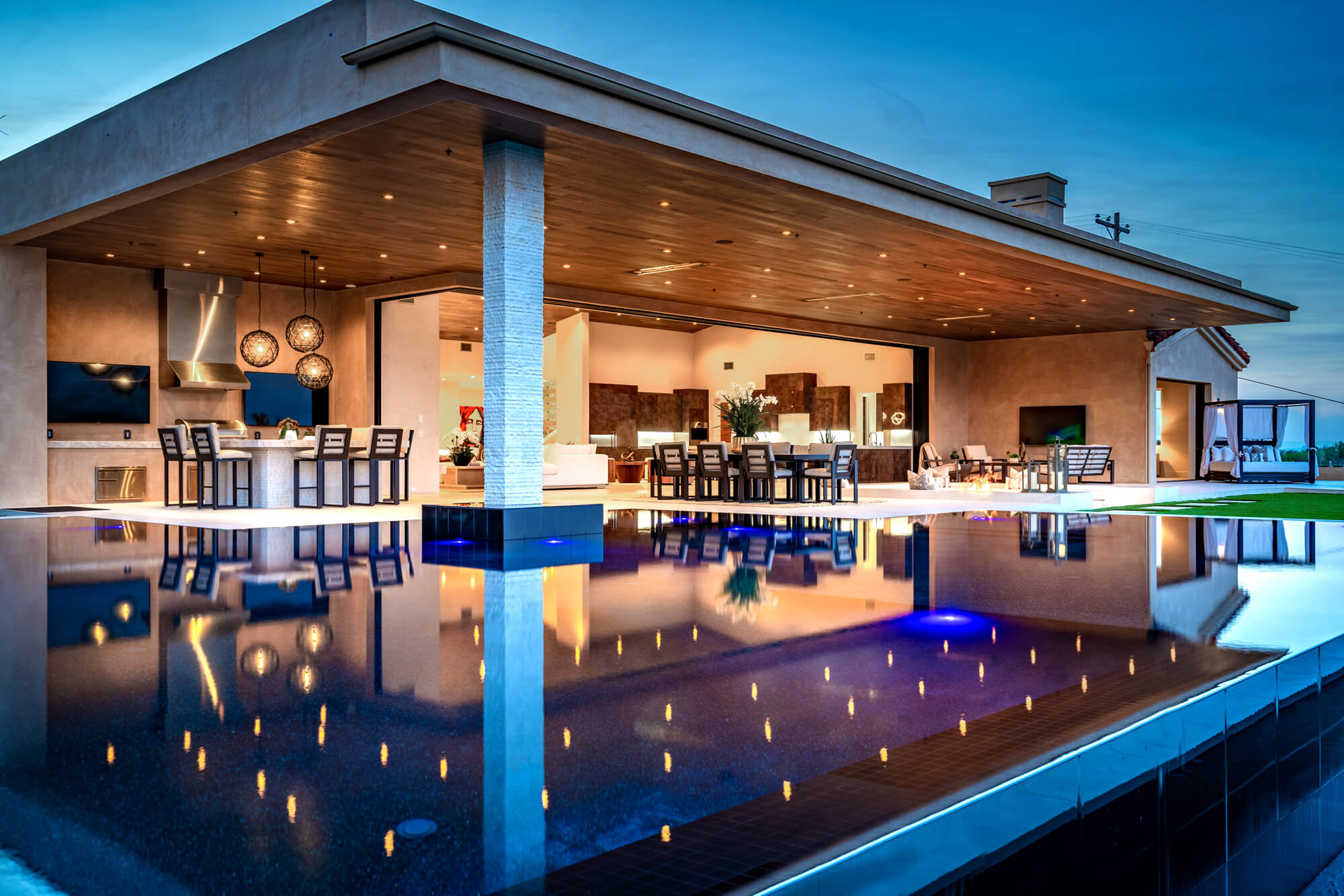 La Crescenta Residence - Kreiss Furniture
